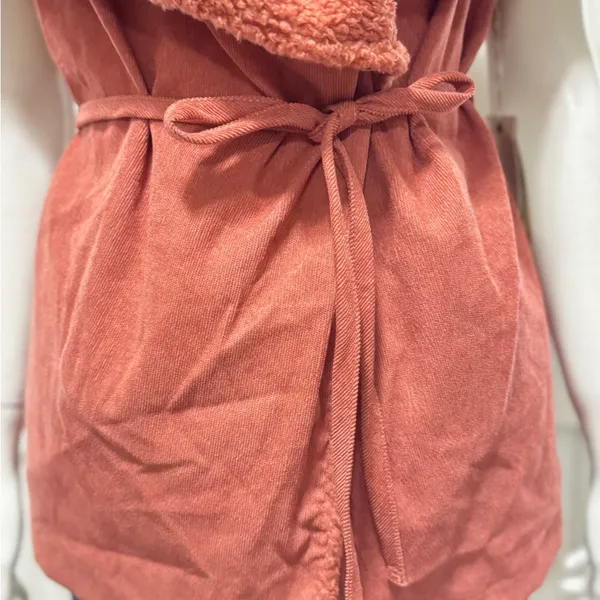 Rocking western wear Rust Orange Sherpa Vest with Belt Tie Size X-Large - Image 4