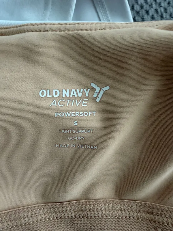 Old Navy Powersoft Sports Bra Longline - Image 3