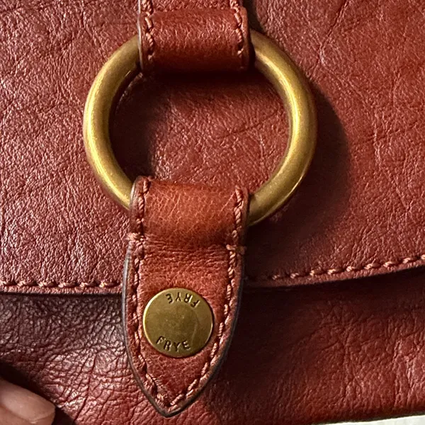 Frye Ring Elegant Brown Leather Crossbody Bag - Image 9