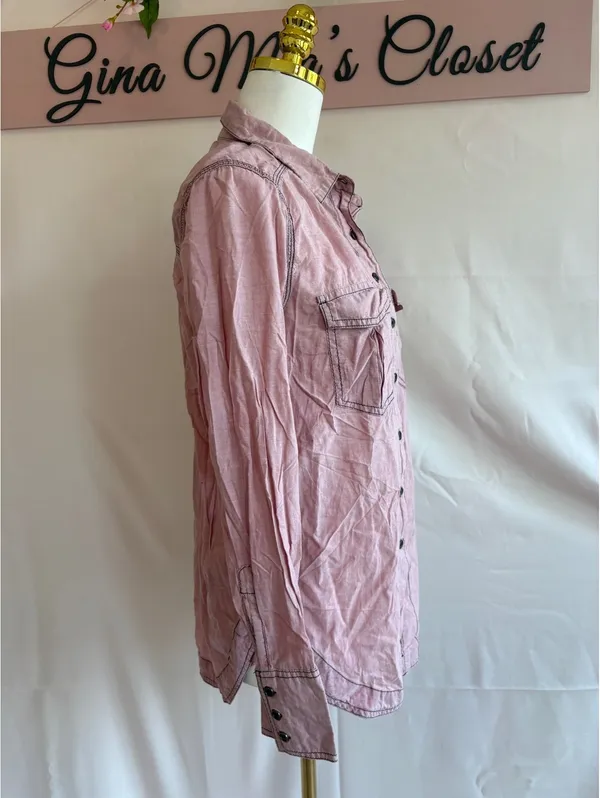 Free People Women's Pink Button-Up Long Sleeve Shirt XS - Image 4