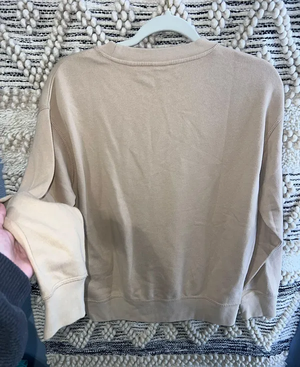 Levi's Crewneck - Image 6