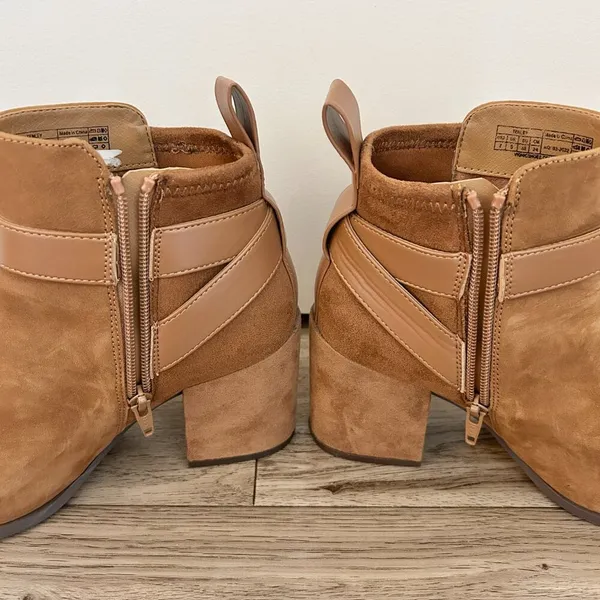 Vionic Tenley Block Heel Bootie Tan Size 7 - Image 6