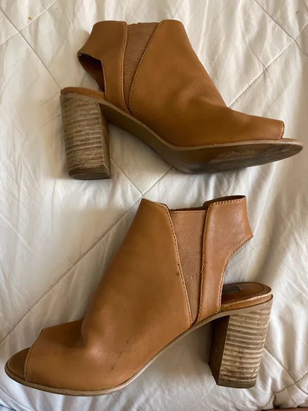 Steve Madden Peep Toe Leather Heels - Image 2