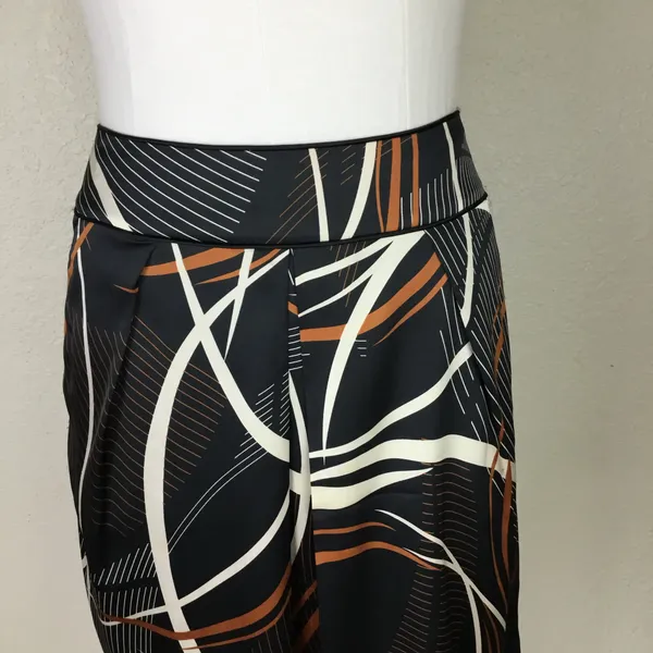Calvin Klein Skirt Size 6 Silky Satin Pleated Knee - Image 4
