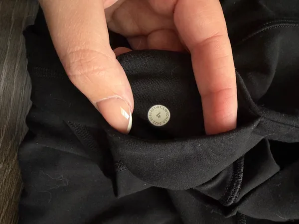 Lululemon Joggers - Image 3