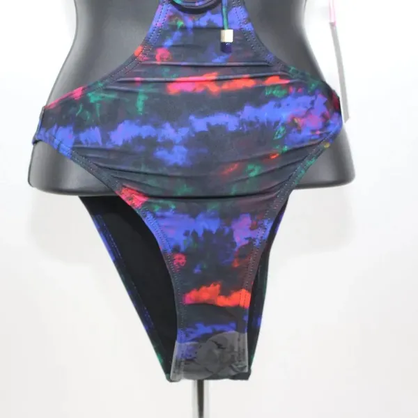 SOUTH BEACH - Image 3