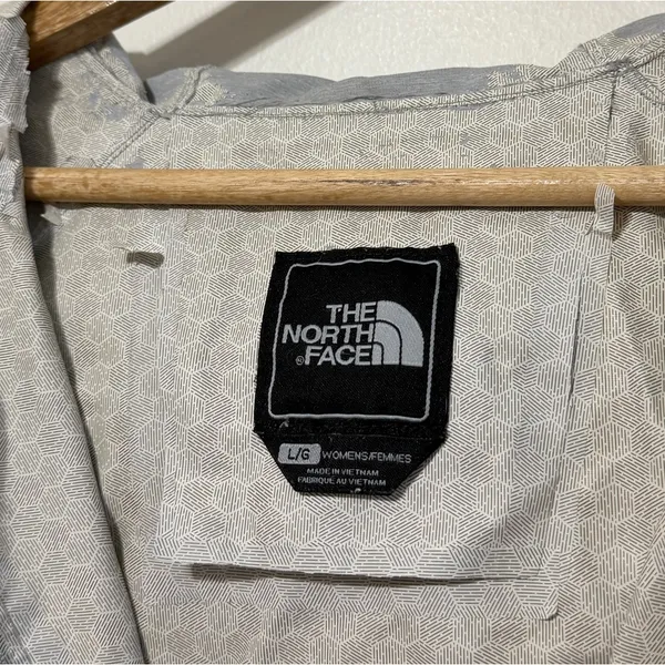 The North Face Women’s Jacket Size Large Dryvent Gray Venture - Image 3