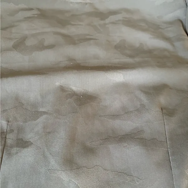 Healing Hands Olive Green Camo Print Two Pocket Scrub Top - Image 7