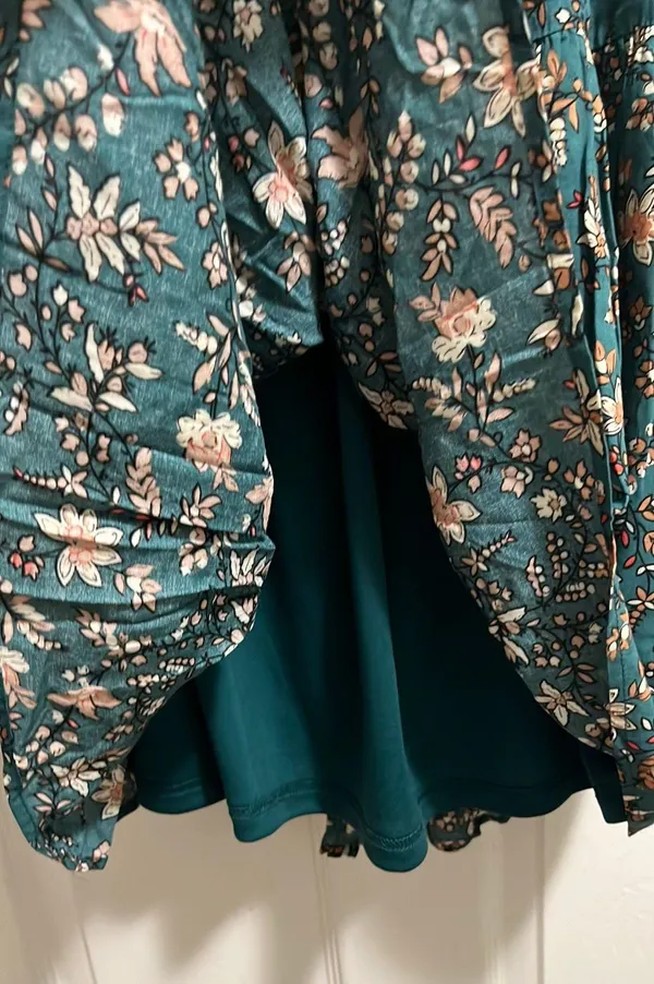 Boutique Dress Size L - Image 4