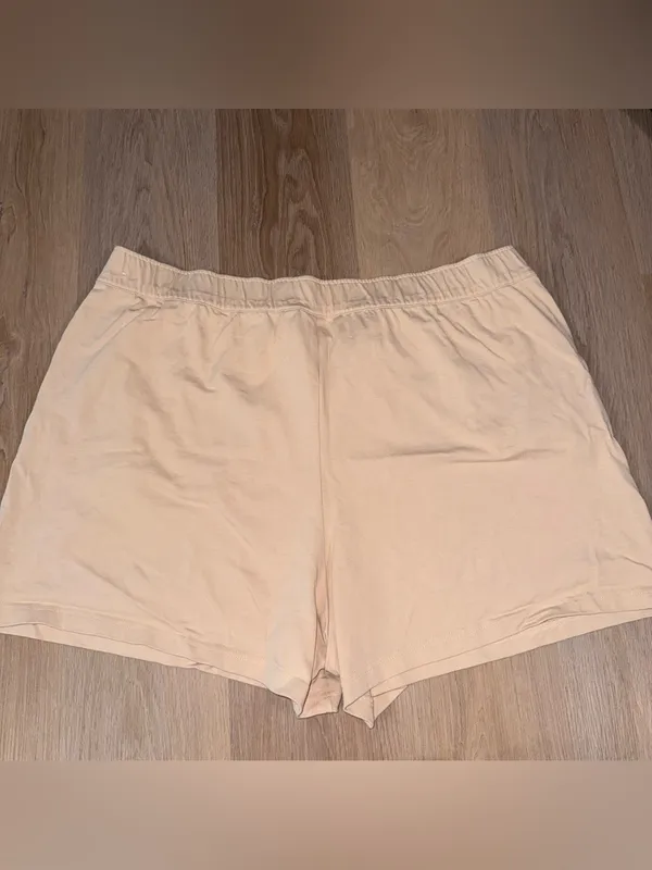 Nike NWOT Beige Athletic Shorts - Size 3X - Image 3