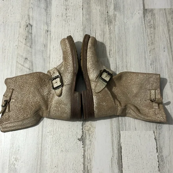 Frye Veronica Short Boot Leather Slip on Boots Size 6 - Image 11