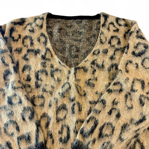 Leopard Print Fuzzy V-Neck Sweater Black Tan Knit Jumper Size L - Image 4