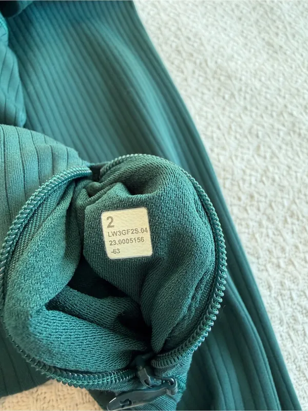 Lululemon Its Rulu Run Ribbed Cropped Half Zip Sweatshirt 2 Storm Teal - Image 5
