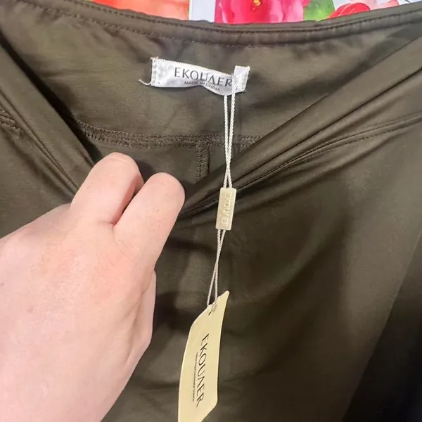 X15. Ekouaer khaki green skirt with built in shorts Size L - Image 2
