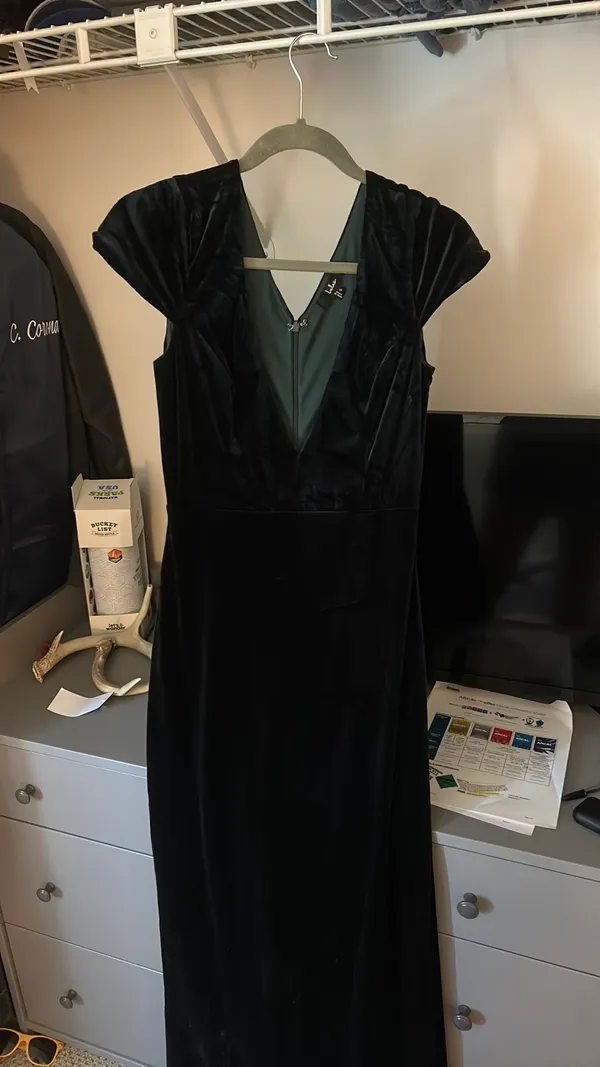 Dark Green Velvet Maxi Lulus Dress - Image 3