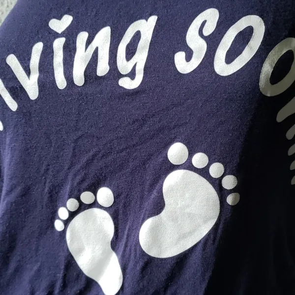 Graphic Maternity tee arriving soon size small Blue - Image 5