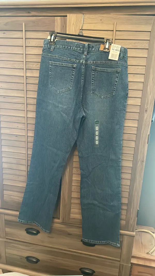 Cabelas Denim Jeans - Image 2