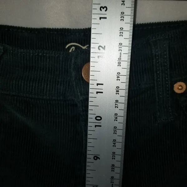 Universal Thread Womens Vintage Straight Green Corduroy Pants 4/27 High Rise - Image 8