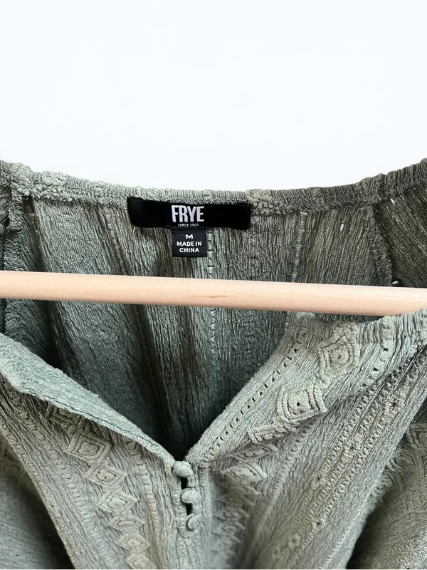 Frye Textured Long Sleeve Peasant Blouse Boho Western Eyelet top green sage Med - Image 5