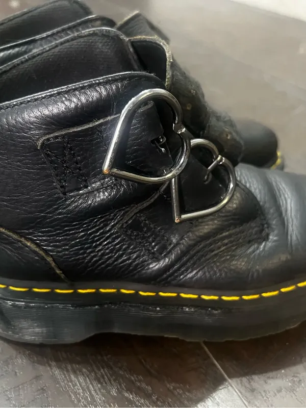 Dr. Martens Devon Heart Black Leather Platform Boots Size US 6 / EU 37 Double St - Image 7
