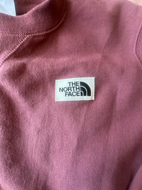 NEW North Face Crewneck - Image 3