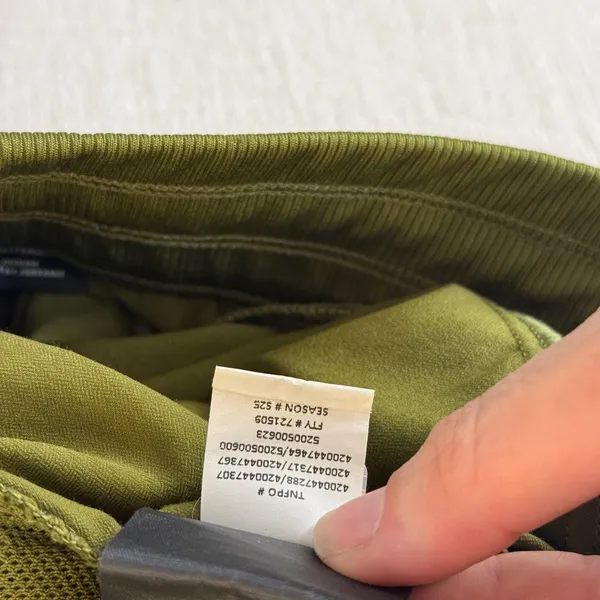 The North Face Aphrodite 2.0 Hiking Shorts Womens XL Olive Green - Image 5