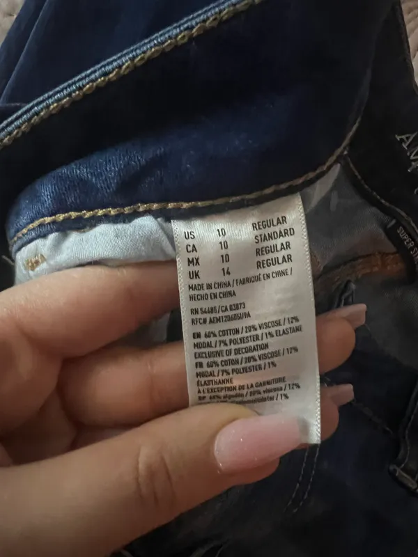 American Eagle Outfitters Mid Rise Jeans - Image 3