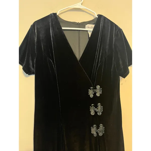 Ultra Dress New York 90s Vintage Black Velvet Sheath Dress Size 10 - Image 2
