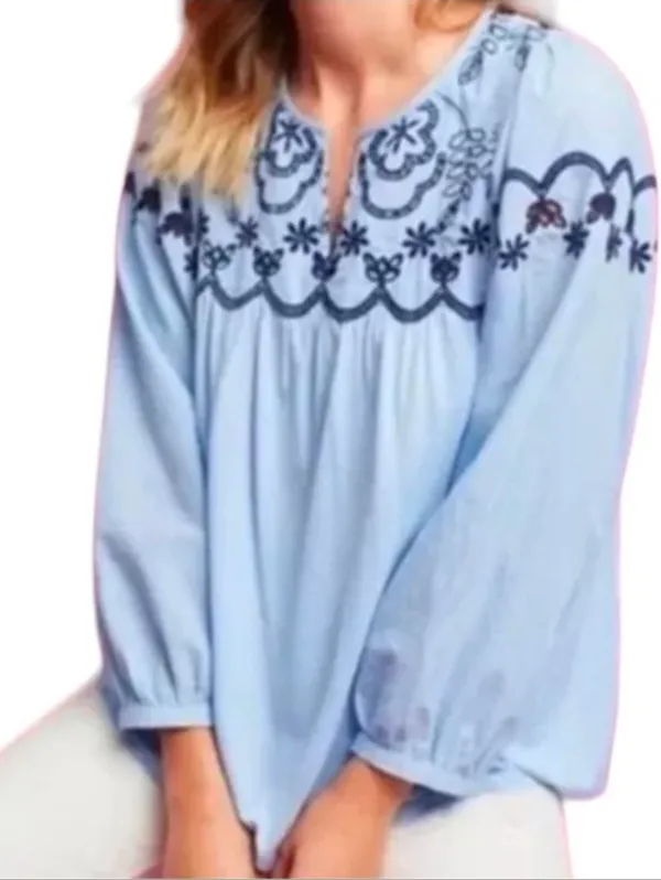 One September Blue Paulette Embroidered Eyelet Top Size Small - Image 2