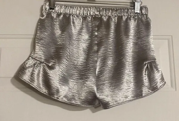 Aerie ladies pajama shorts are a size XS. - Image 2