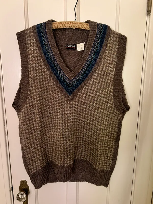 vintage wool sweatervest Size L - Image 2