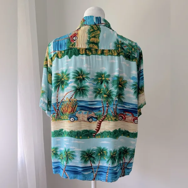 Vintage ‘90s Pineapple Connection Tropical Print Short Sleeve Hawaiian Shirt - Image 6