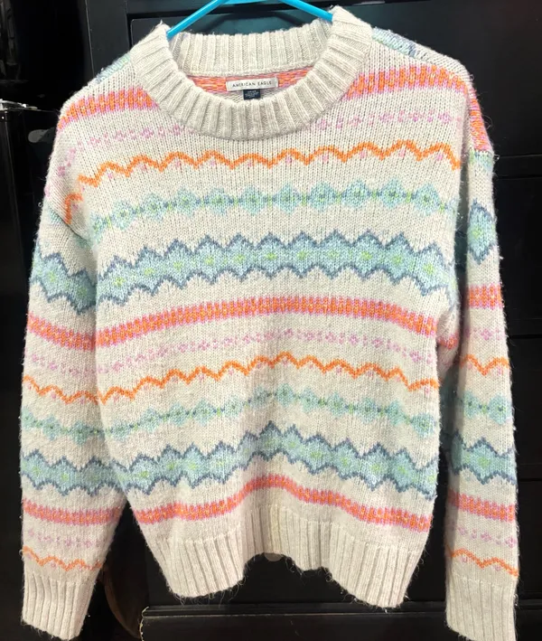 American Eagle Sweater Knit Women’s - Image 2