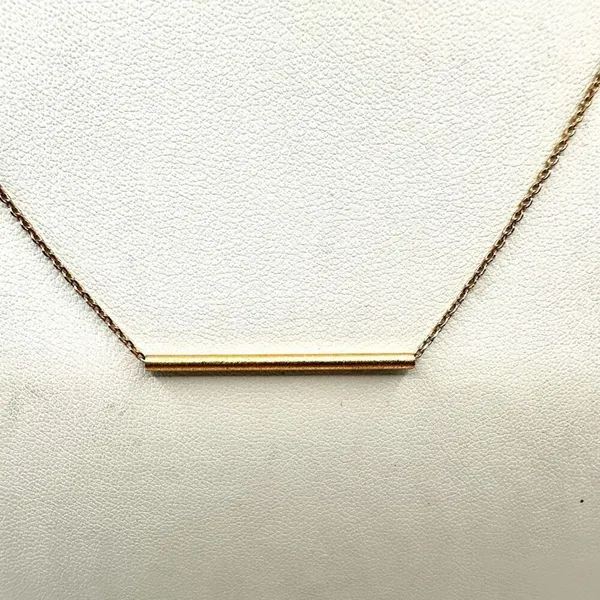 Gold tone bar pendant necklace - Image 6