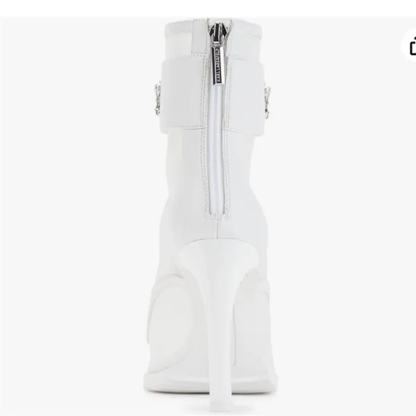 Karl Lagerfeld Paris Women's White‎ Blayze Lug Sole Peep Toe Bootie Size 5 B77 - Image 3
