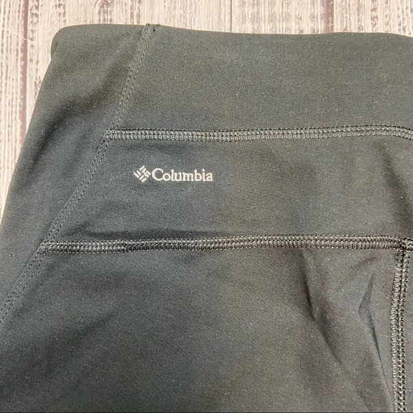 Columbia Omni Shield Black Capri. Size Small. EUC - Image 6