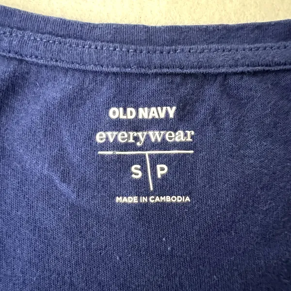 Old Navy Blue Striped Tank Top - Image 6