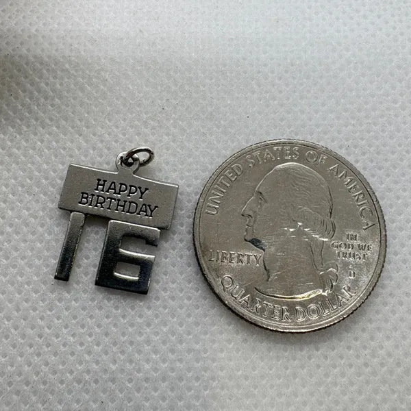Vintage Wells Sterling Silver Happy Birthday 16 Charm Sweet Sixteen Pendant 1.5g - Image 5