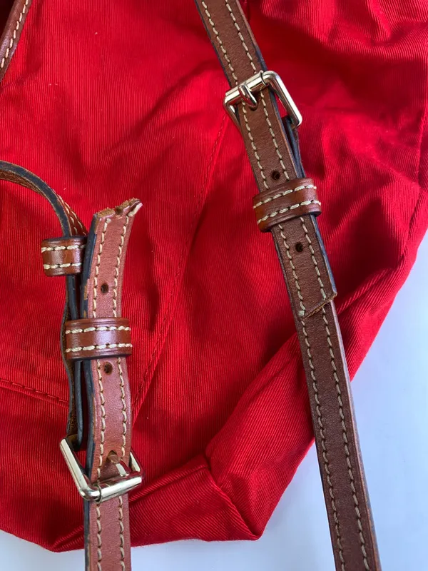 Dooney and Bourke Burnt Orange Pebbled Leather Crossbody Handbag Medium - Image 11