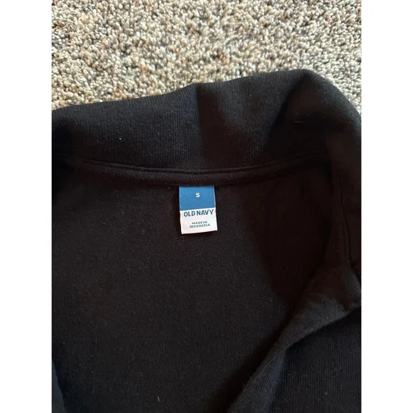 Old Navy Women's Black Split-Neck Long Sleeve Pullover Tee Size Small - Image 3