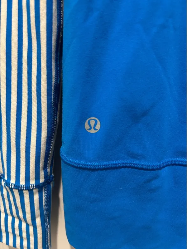 Lululemon Daily Yoga Blue Striped Full Zip Jacket Size 8 - Image 4