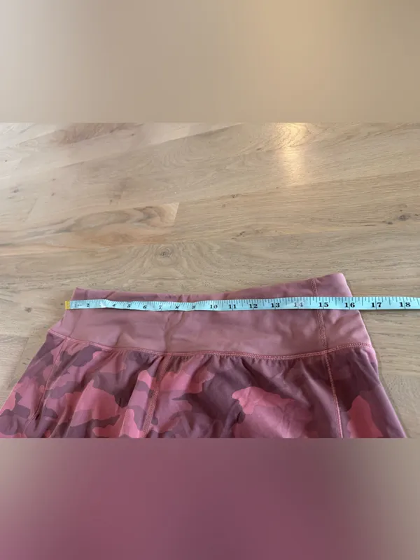 Lululemon Speed Up Mid-Rise Short 4" Heritage 365 Camo Brier Rose Multi size 8 - Image 9