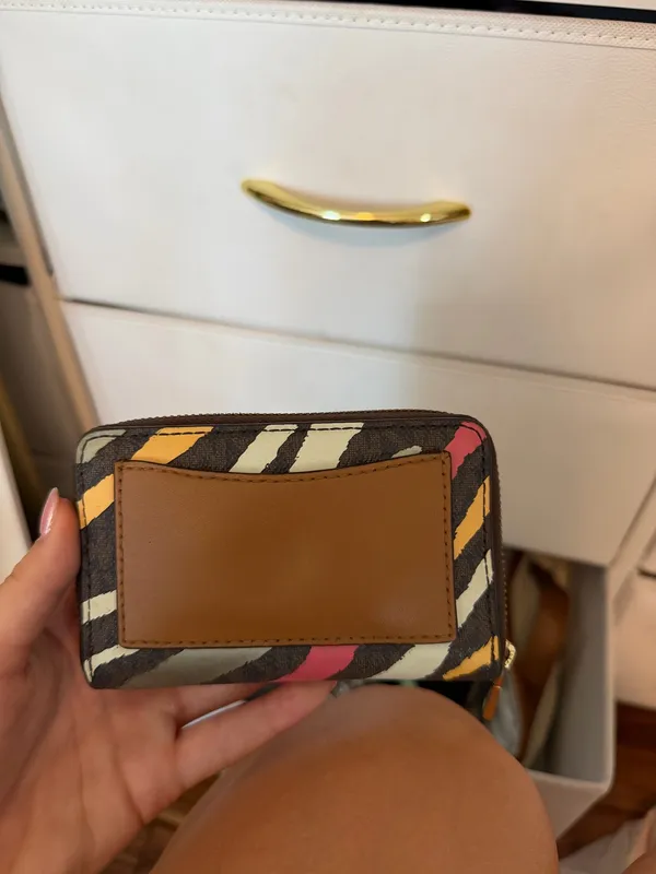 Michael Kors Wallet - Image 2