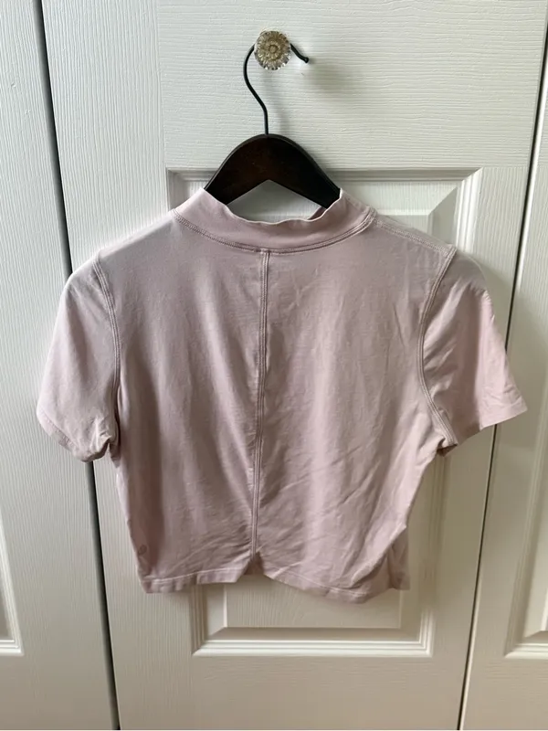 Lululemon Kitsilano Mock Neck Tee in Misty Pink - Image 3