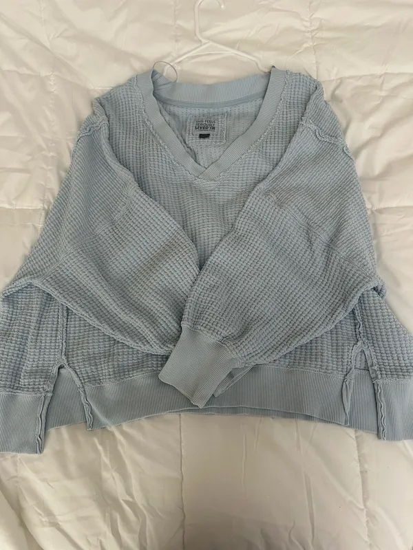 American Eagle Blue Sweater Knit - Image 2
