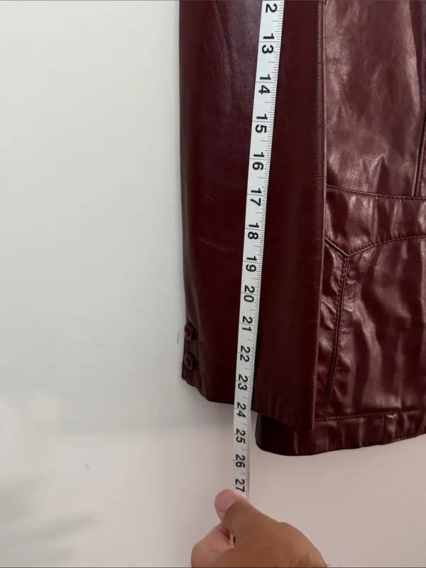 Vintage women’s Etienne Aigner Red Burgundy Leather Jacket, size 16 ©️ - Image 9