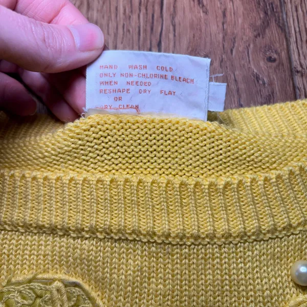 VTG 80s Beldoch Popper Yellow Floral Applique Pearl Knit Sweater Womens M READ - Image 7