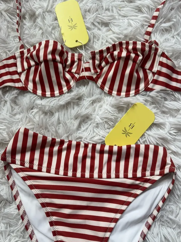 Revolve Bananhot Bikini Set - Image 4