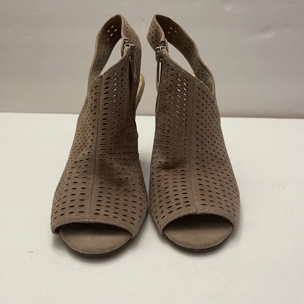Vince Camuto Kellija Taupe Suede Perforated Peep Toe Block Heel Booties Size 7.5 - Image 2