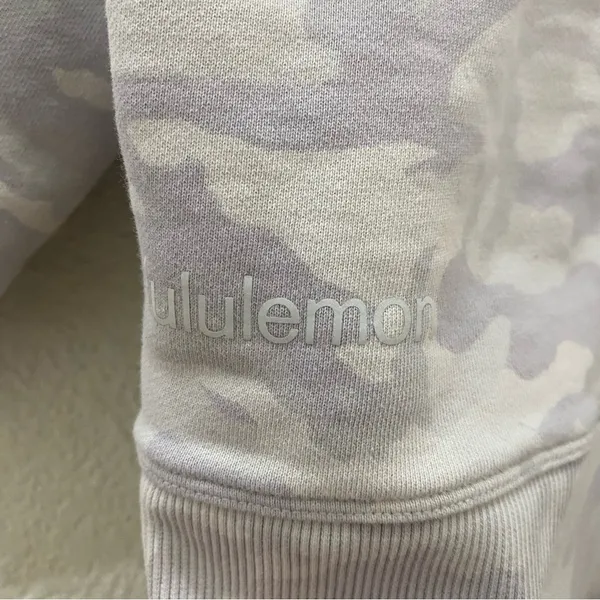 Lululemon Perfectly Oversized Crew in Igcognito Camo Alpine White Multi - Image 7